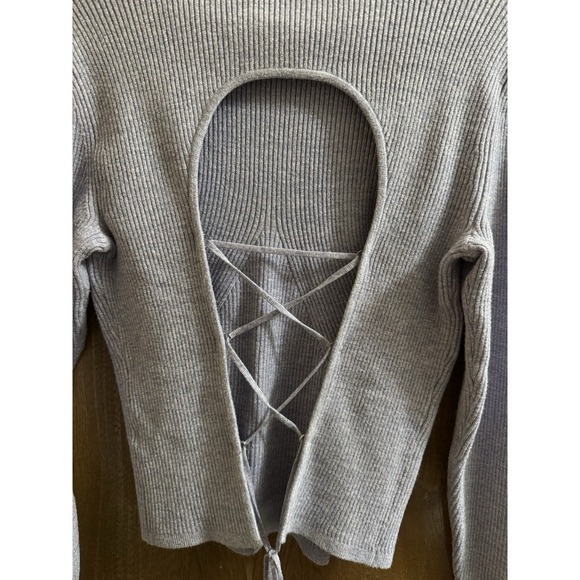 NWT Anthropologie Mock-Neck Lace-Up Open Back Sweater Black Small Light Purple - Picture 9 of 10